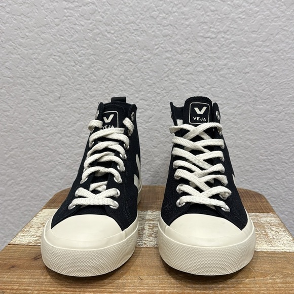 Veja Wata II Black White High Top Sneakers Size 37 / 6 - Picture 4 of 10